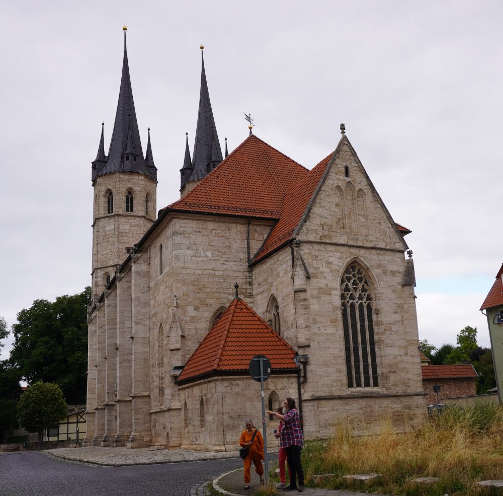 Wenn Gott auszieht, stellt ER Bücher hinein!